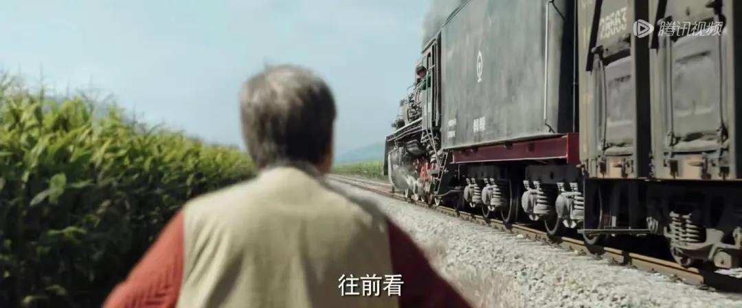 漫長(zhǎng)的季節(jié)：“離地半米”的浪漫(圖4)